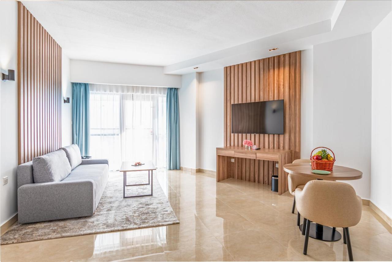 Pyramisa Hotel Apartments Dubai Eksteriør bilde