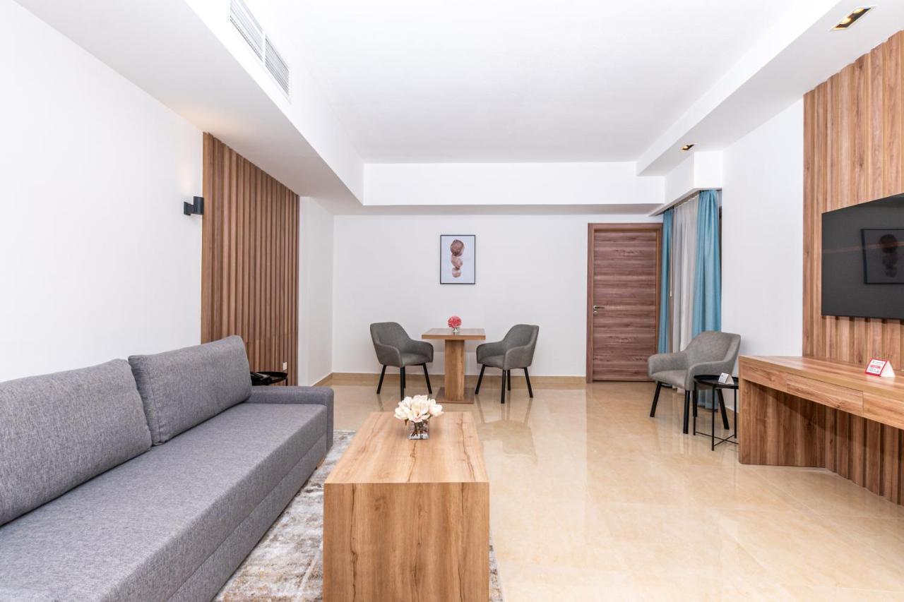 Pyramisa Hotel Apartments Dubai Eksteriør bilde